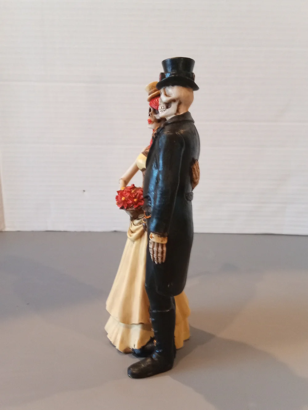 Love Never Dies Socialite Steampunk Skeleton Couple Wedding Figureine